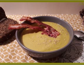 Velouté de petits pois carottes et lait de coco