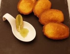 Madeleine de Commercy au citron caviar