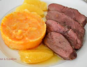 Magret de canard à l’orange et son écrasée de pommes de terre carottes