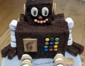 Le robot d'anniversaire