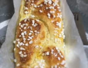 Brioche tressée à la mie filante