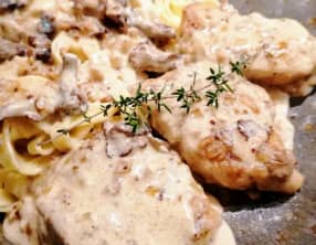 Ris de veau au vinaigre de cidre Basque girolles et piment d’Espelette