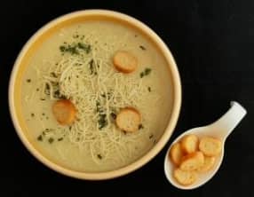 Soupe aux chou pointu, poireau et pomme de terre