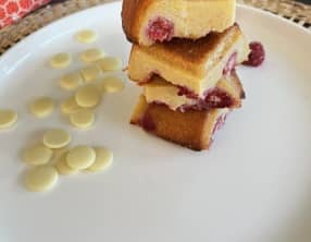 Brownie chocolat blanc framboises