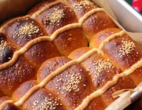 Petits pains chinois tendres garnis à la noix de coco