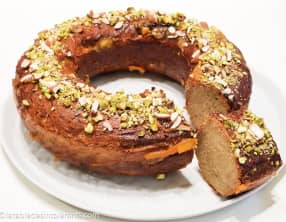 Pain sucré en couronne