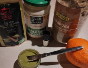 Amandes au thé Matcha