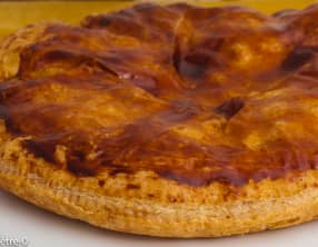 Galette des rois frangipane mûres