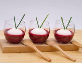 Crème de betterave et chantilly raifort