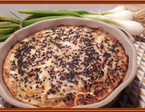 Clafoutis au thon, oignons et champignons