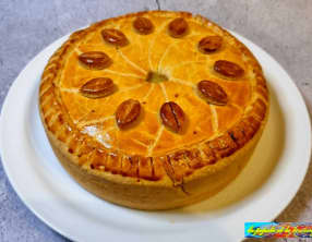 Tourte au vert de blettes et aiguillettes de canard
