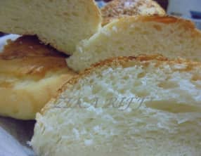 Pain brioché aérien à la semoule au vinaigre