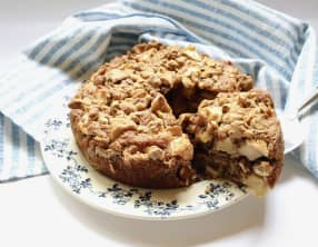 Gâteau américain aux pommes et aux noix