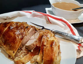 Filet mignon en croûte, sauce porto