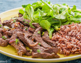 Boeuf au gingembre et à la sauce soja