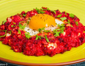 Nids de céleri et betterave pour oeufs