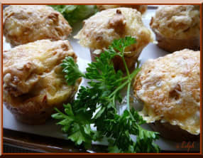 Muffins poulet-paprika et coque de Comté