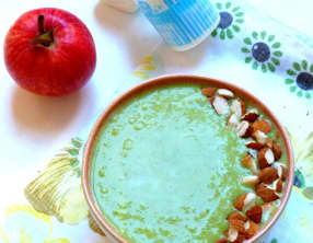 Soupe brocolis, pomme et petits suisses