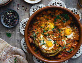 Chakchouka aux oeufs et pois chiche