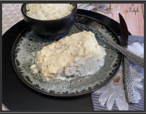 Filets de cabillaud en sauce crémeuse à la moutarde