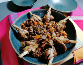 Manchons de canard confits au ragout de lentilles vertes