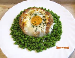 Nids de Pâques aux champignons et oeufs