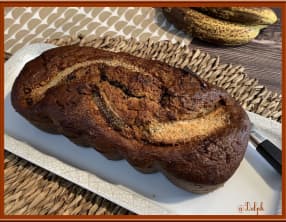 Cake moelleux à la noix de coco et banane