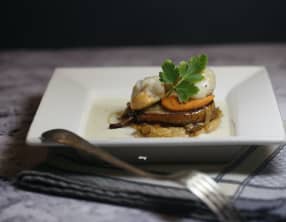 Galette de saint-jacques à la poire et citron vert