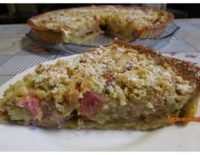 Tarte streusel rhubarbe et crème d'amandes à la cannelle