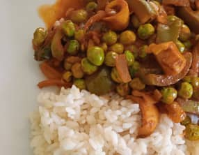 Petites seiches aux petits pois et épices