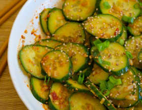 Salade de concombre coréenne
