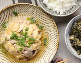 Poulet vapeur au maquereau salé