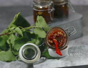 Confiture d'abricots aux amandes