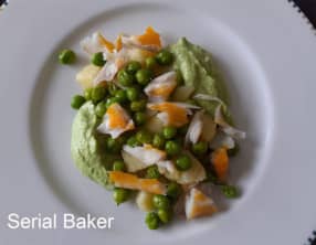 Salade de pomme de terre, petit pois et haddock, sauce aux cosses de petits pois