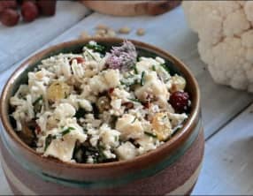 Taboulé de chou-fleur aux fruits secs