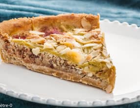Tarte rhubarbe amandes