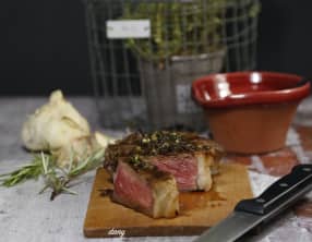 Faux filet de boeuf au beurre d'herbes à la plancha