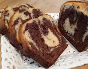 Le cake marbré au lait concentré sucré