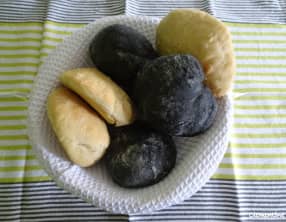 Pain au charbon végétal