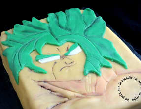 Gâteau d'anniversaire Broly