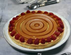 Tarte tourbillon amandes framboises et abricots