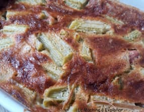 Clafoutis à la rhubarbe