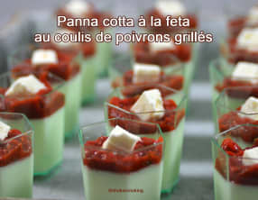 Panna cotta à la feta au coulis de poivrons grillés