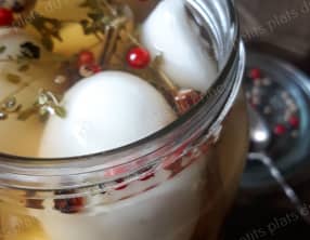 Œufs marinés au vinaigre aromatisé