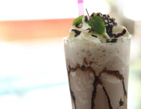 Milk Shake chocolat, crème glacée à la vanille