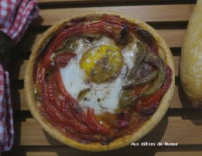 Tartelettes aux oeufs, chorizo et poivrons