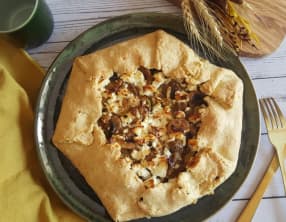 Tarte rustique courgette, champignons et thon