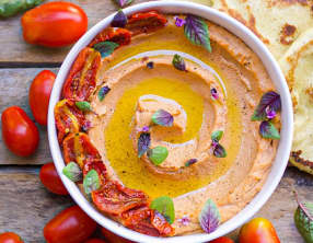 Houmous aux tomates rôties
