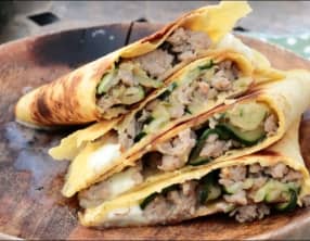 Quesadillas aux courgettes et saucisses