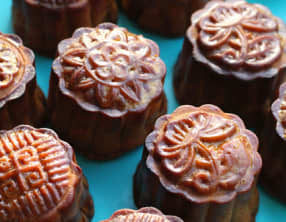 Gâteaux de lune aux noix et sirop de Liège